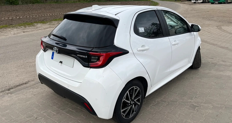 Toyota Yaris cena 34900 przebieg: 35000, rok produkcji 2022 z Chodzież małe 191